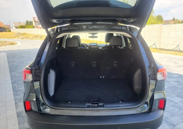 Ford Kuga cena 96900 przebieg: 58000, rok produkcji 2022 z Tarnów małe 742